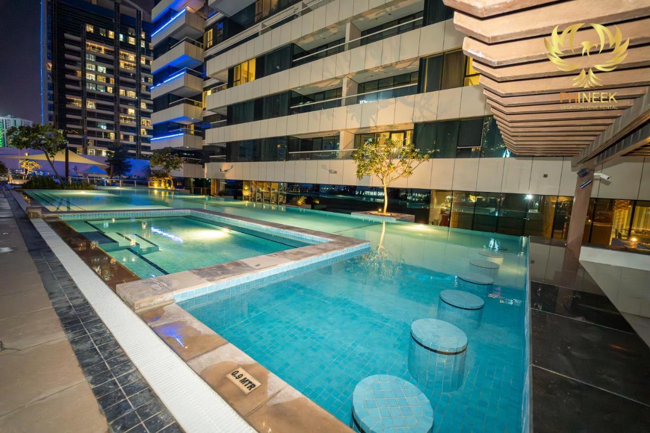 Phineek Luxury 2br Damac Maison Canal View * Dubai