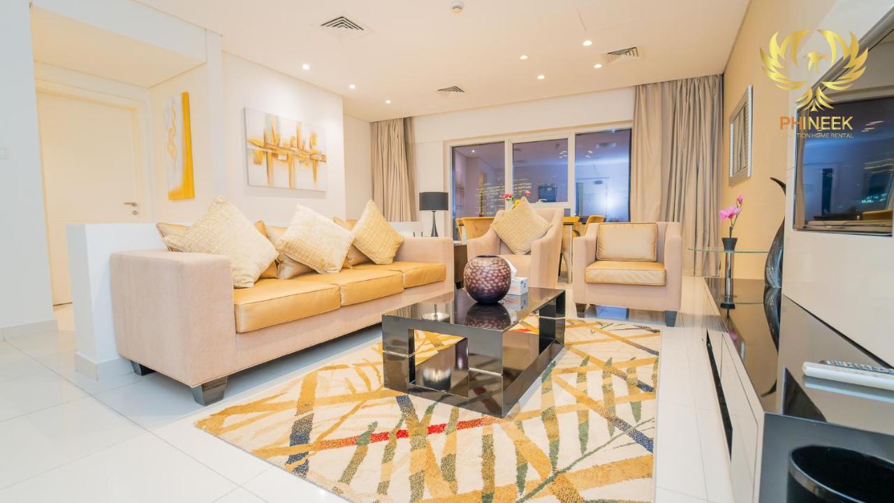 Apartment Phineek Luxury 2br Damac Maison Canal View Dubai