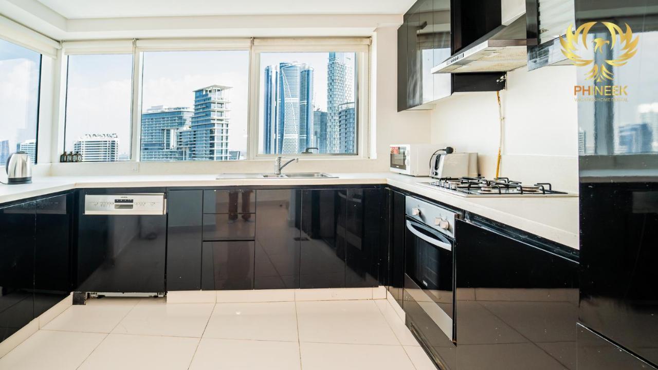 Apartment Phineek Luxury 2br Damac Maison Canal View